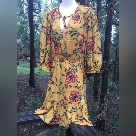 Knox Rose Dresses & Skirts - Knox Rose  casual bohemian floral jacquard yellow floral puff sleeve dress HP23
